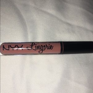 NYX Lingerie Liquid Lipstick - Bedtime Flirt