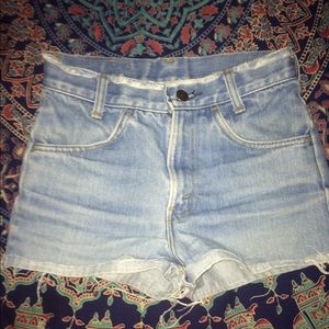 Levi jean shorts