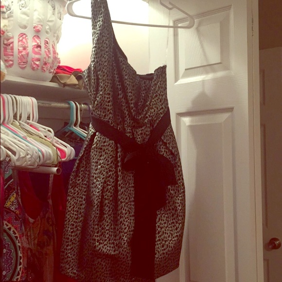 Silver & black cheetah dress! Size large