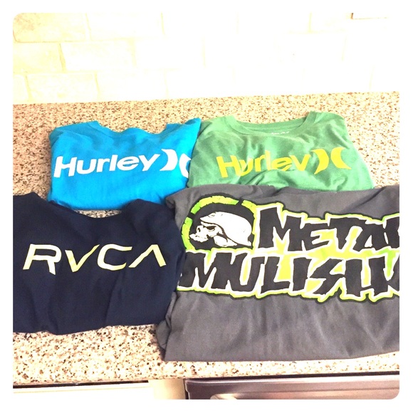 Assorted men's T-shirts.