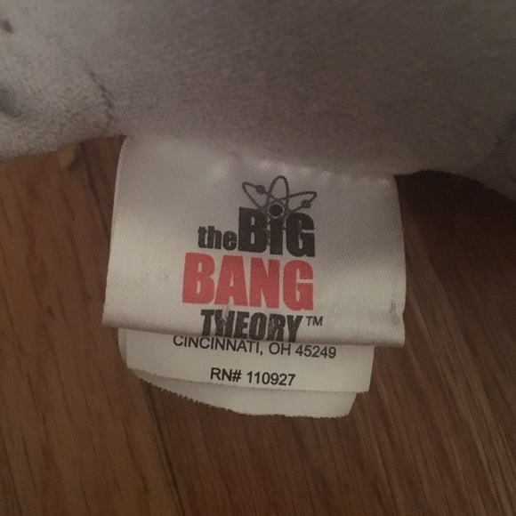 Big Bang theory singing soft kitty plush - Picture 4 of 4