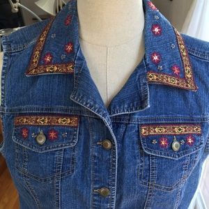 Western Style Embellished Denim Sleeveless Top