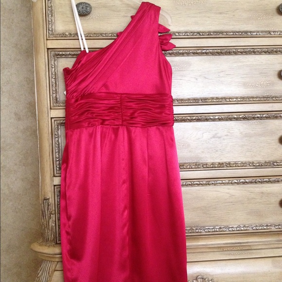 NW Collections Dress - Picture 2 of 4