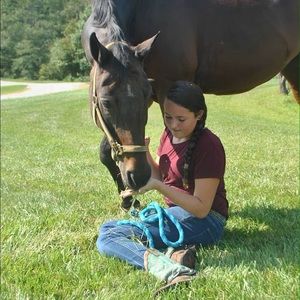 Meet your Posher, Hannah