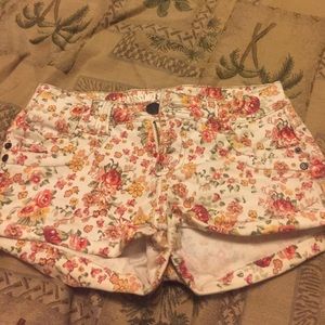 Flower shorts