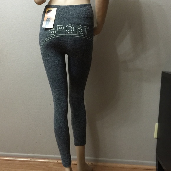 😻Butt Lifting Body Shaping Leggings😻 - Picture 2 of 3