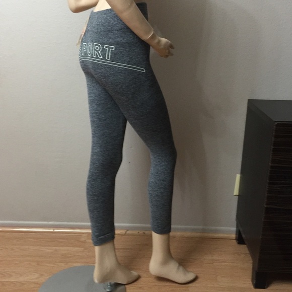 😻Butt Lifting Body Shaping Leggings😻 - Picture 3 of 3