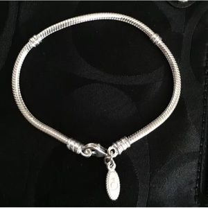 AUTHENTIC Pandora bracelet lobster clasp size 7.9