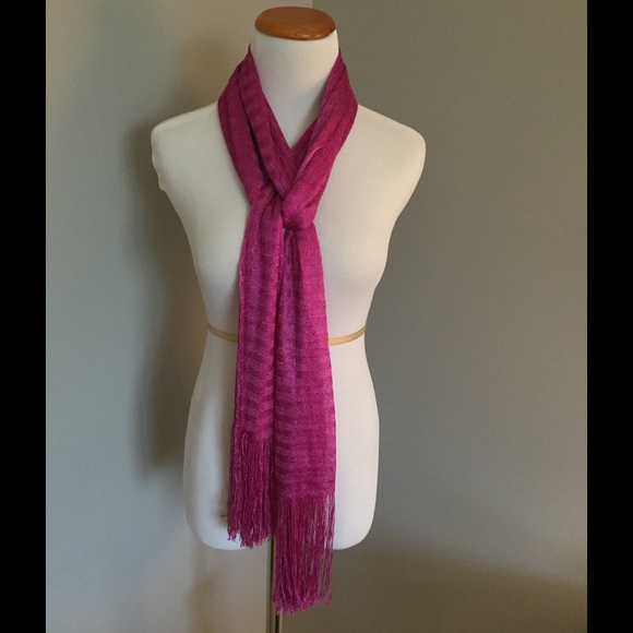 Hot pink metallic wrap!