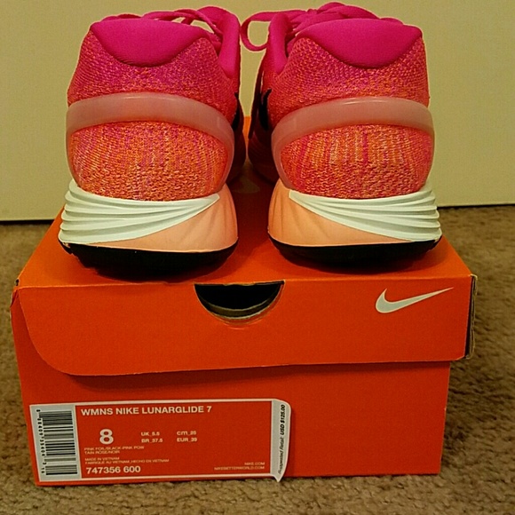 SOLD!!!! Women's Nike Lunarglide 7 sneakers - Picture 4 of 4
