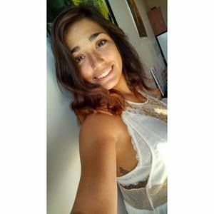 Meet your Posher, Ella