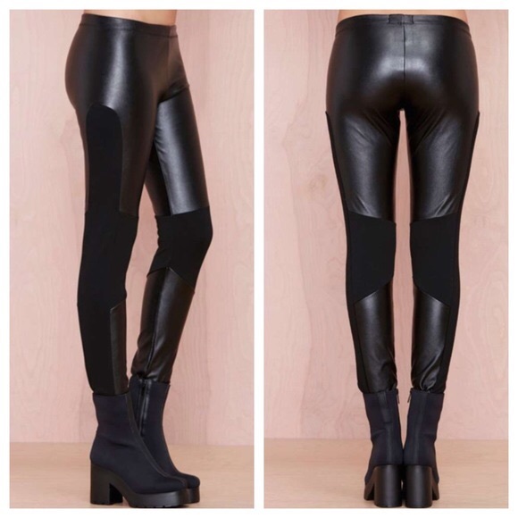 R E S E R V E D - Picture 4 of 4