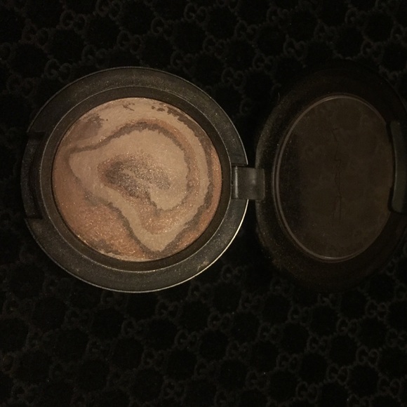 Eyeshadow