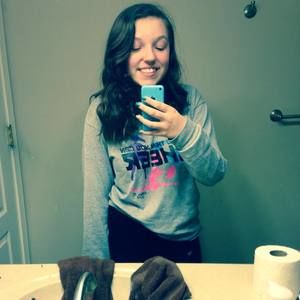 Meet your Posher, Phoebe