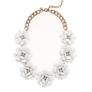 NWOT j. Crew flower necklace