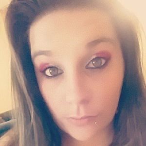 Meet your Posher, Stephany