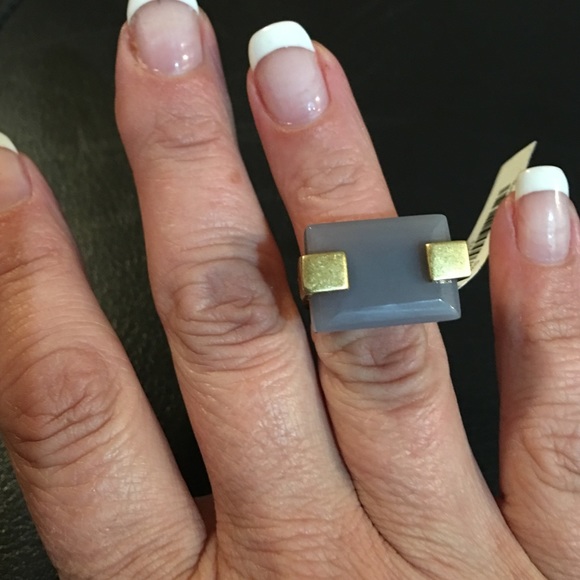 Banana Republic stone ring - Picture 4 of 4