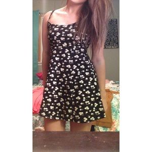 Daisy dress