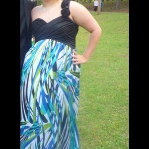 Prom dress. Size 15/16.