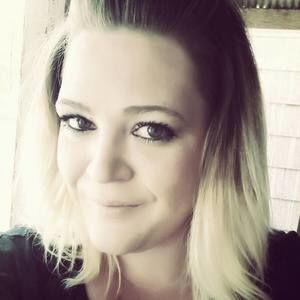 Meet your Posher, Larain