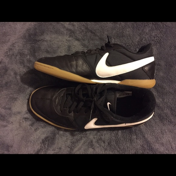 Nike indoor soccer shoes