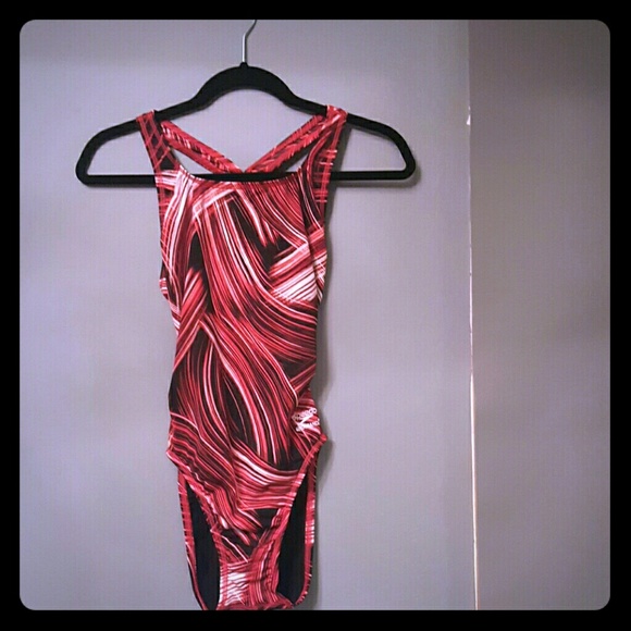 NWT Speedo endurance+ competition suit size 6