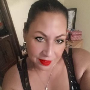 Meet your Posher, Toni