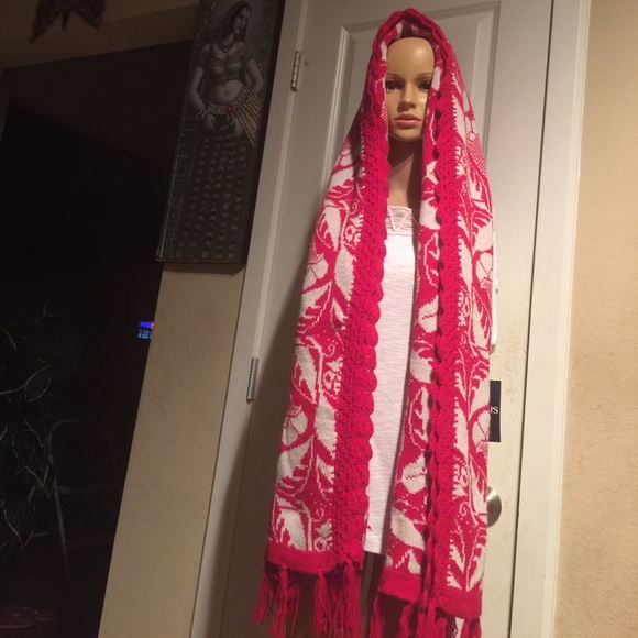 100% wool scarf/wrap - Picture 6 of 8