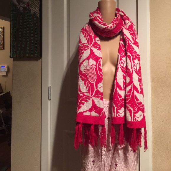 100% wool scarf/wrap - Picture 4 of 8