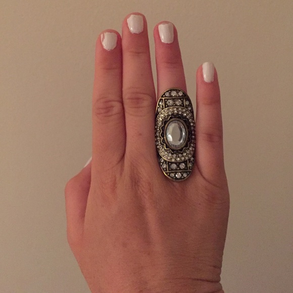 Jewelry - Adorable Statement Ring