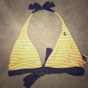 Reversible Volcom bikini top
