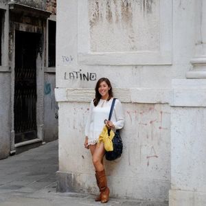 Meet your Posher, Anica