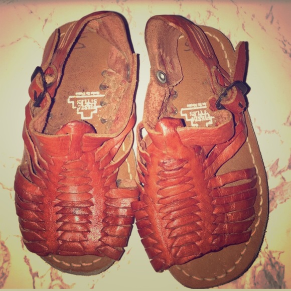 100% Leather toddler sandals
