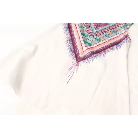 Solstice Boutique Tops - ๐ White Tribal Print Shift Dress Solstice Boutique Tops - ๐ White Tribal Print Shift Dress