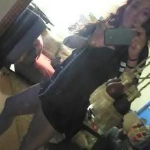 Meet your Posher, Adrianne