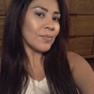 Meet your Posher, Isabel