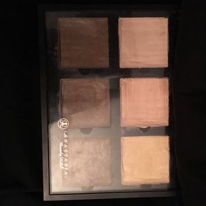 Anastasia Beverly Hills contour kit