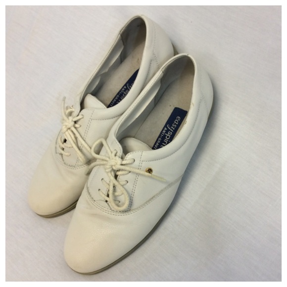 EASY SPIRIT TENNIS SHOES - Picture 2 of 4