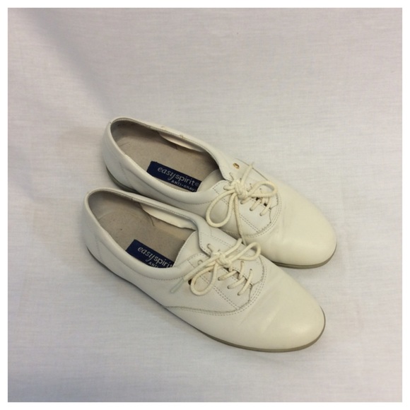 EASY SPIRIT TENNIS SHOES - Picture 3 of 4