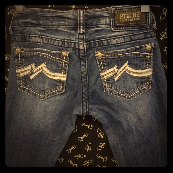 ⭐️❌SOLD❌⭐️ Miss Me Jeans