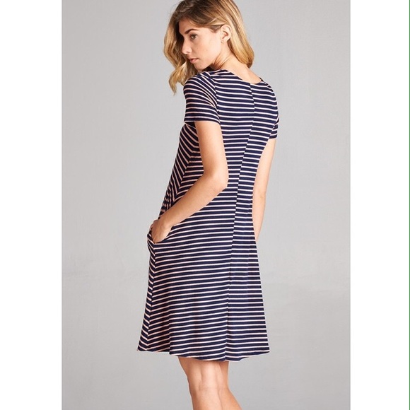 SIZE LARGE ONLY Rib striped dress with pockets - Picture 3 of 3