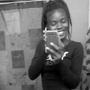 Meet your Posher, Niki