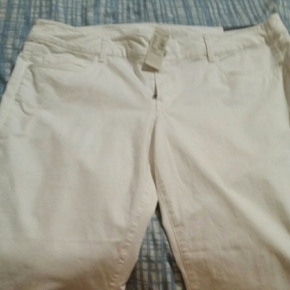 Brand new capris