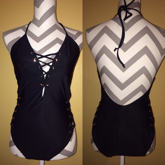 Black Lace Up Swimsuit! ✨💕 one piece - Picture 4 of 4