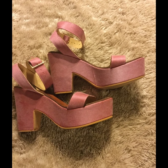 NWT Baltarini Sandals Sz 9 - Picture 2 of 4