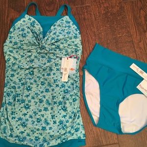 Diviine ModesTee Bow tie Tankini