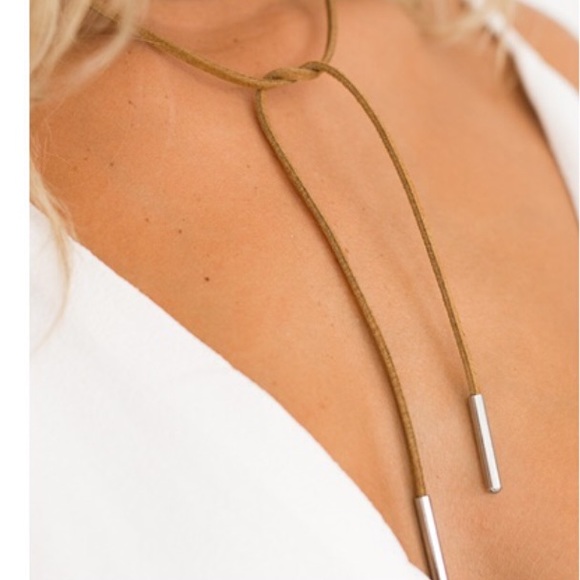 "Coachella" brown choker - Picture 2 of 4