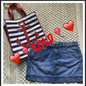 ❌❤️SOLD ❌❤️OLD NAVY jean skirt Sz. 10 stretch NEAT