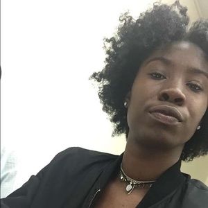 Meet your Posher, Cheryl