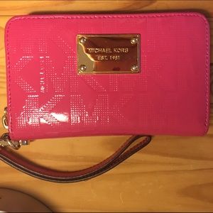PINK MICHAEL KORS WALLET